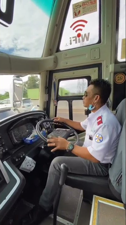 story' wa bus keren# STJ OVENDEN