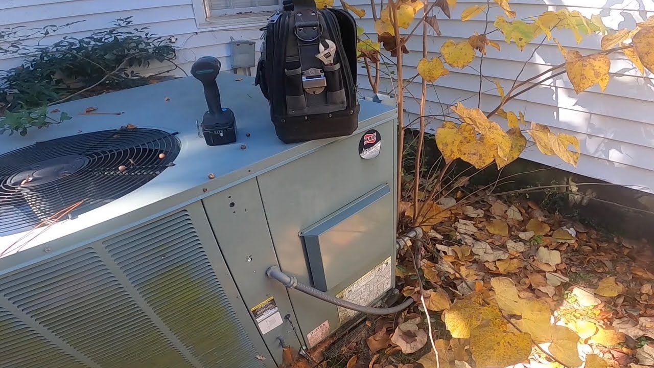 No heat Rheem gas pack 3-flashes, not exactly what I expected