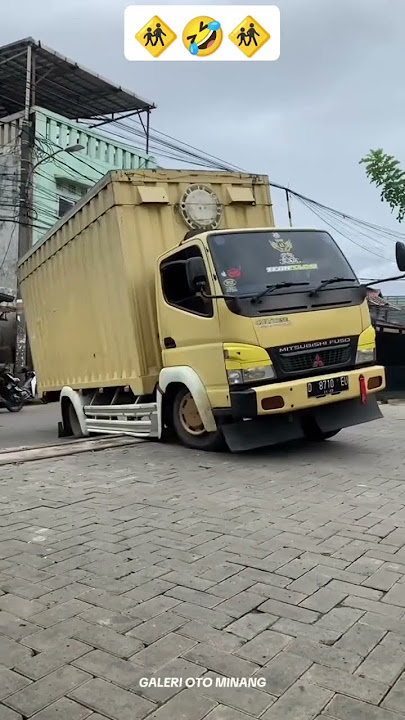 Truk box gagal cinematic... #trukloversindonesia #masukberanda #trukmboisindonesia