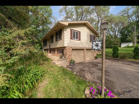 711 Kinnickinnic Street, Hudson, WI home video tour