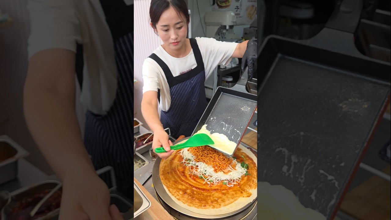 직접 만든 잡곡 반죽에 불닭과 치즈 가득, 수원 수제 지엔빙