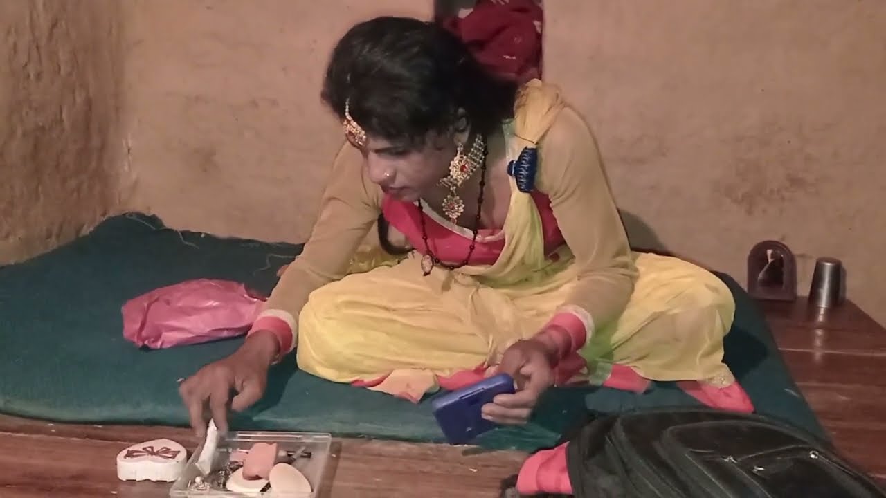 डांसर अपना कपड़ा कैसे चेंज करता है, मेकअप रूम