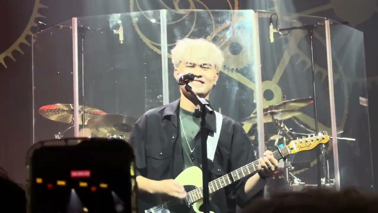 THE CASSETTE - TREO (2:00 AM) | LIVE AT CỬA TIỆM ĐỒNG HỒ THE CASSETTE 1ST TOUR