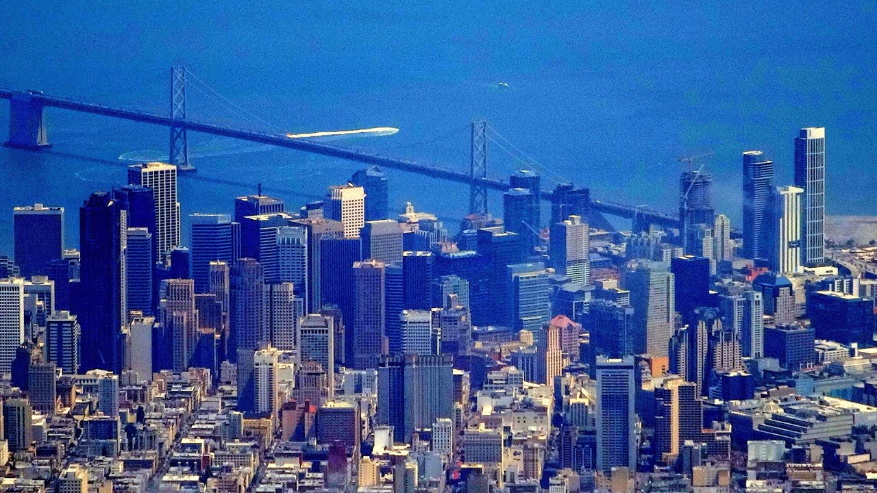 San Francisco-London UA flight (with ATC audio): Lake Tahoe, Reno, Wales, River Thames 2015-08-18