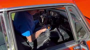 1974 MGB GT COLD START