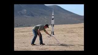 Rocket: Apogee Saturn V Motor: Aerotech G64-4 Reloadable Motor Syst...