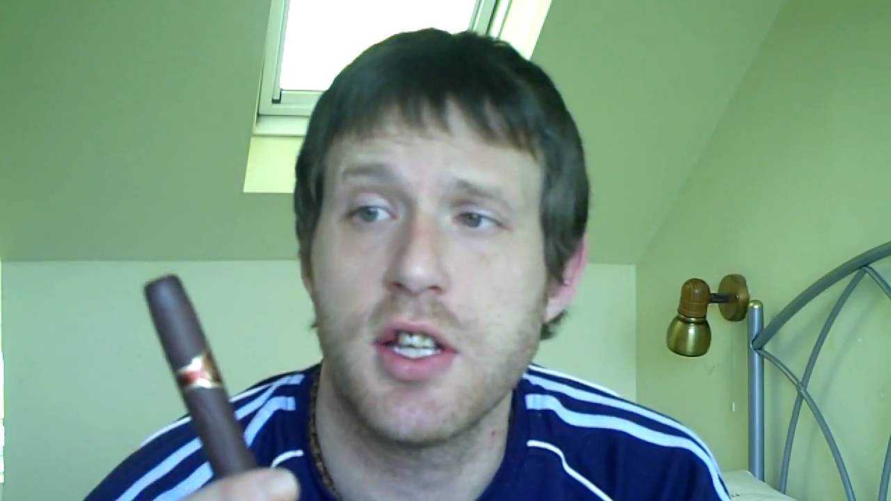 REVIEW OF THE WWW.E-CIGS.CO.UK DISPOSABLE ELECTRONIC CIGAR