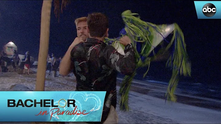 Jordan and Christian Fight Over A Pinata - Bachelo...