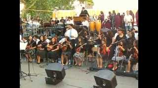 Video thumbnail of "A Donde Huiré - Coros Unidos Los Andes"