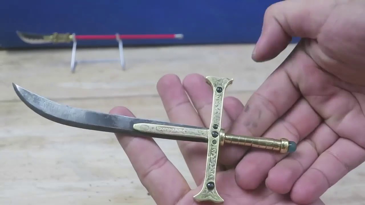 Process making mini sword in one piece kokoutou yoru Mihawk cross sword 
