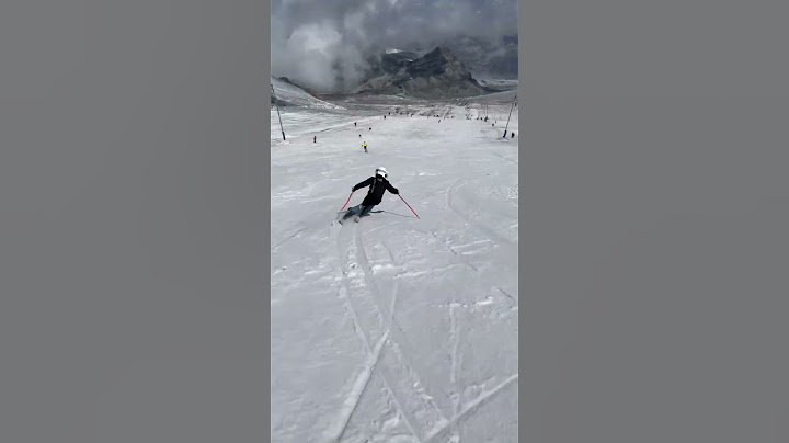 9 years old alpine skier free skiing Zermatt glacier summer ski Alpin training camp racing  #shorts
