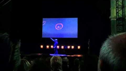 Former Disney animator Glen Keane paints in 3D with VR