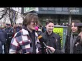 Március 15-i ünnepség a Múzeumkertben: „Magyar Péter egy bohóc”