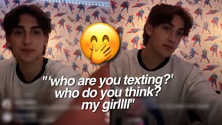 johnny PAUSES live to text his GIRLFRIEND😚🤪