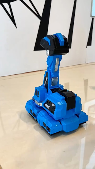 Blue Transformer Excavator Unfolds! 💥 Watch It Morph into Action! 🚜✨ #RobotMachine #TransformerTruck