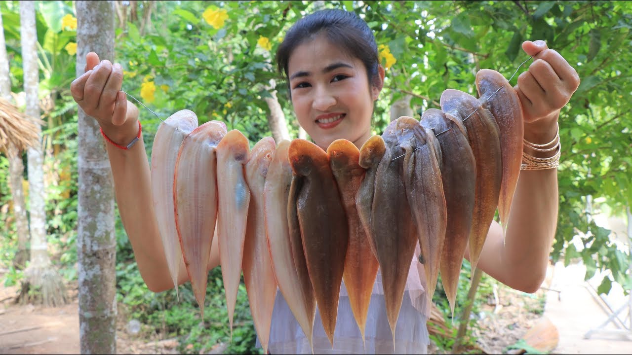 Yummy fried fish with bake bean recipe cooking by countryside life TV