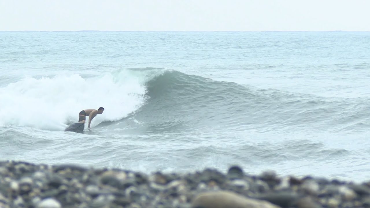 上午包場衝浪 | 台東 衝浪 Taiwan Taitung Surf - YouTube