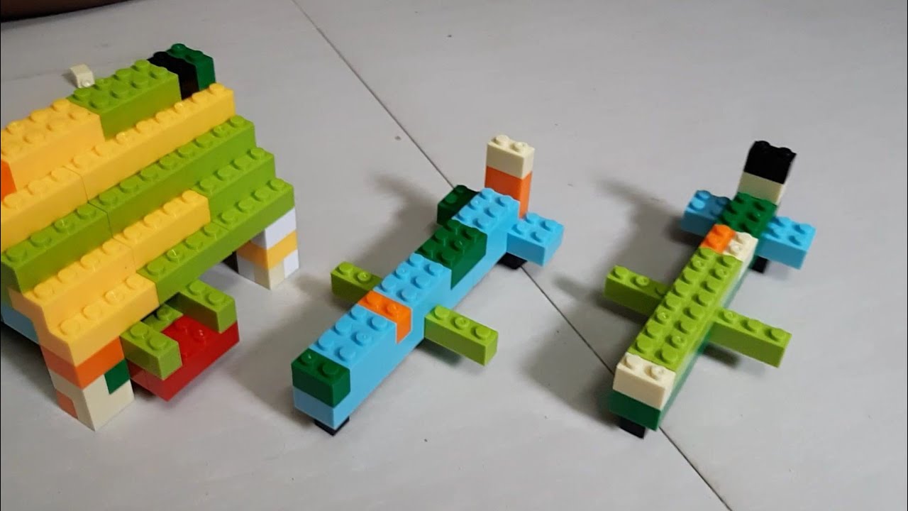 Airplane in blocks - YouTube