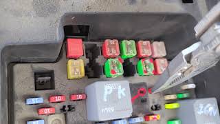 2004 GMC Sierra 1500 Starter Relay & Fuses, Ignition Switch Testing