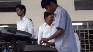 Miniatura del video "Padatha Patellam Pada Vanthal Song"