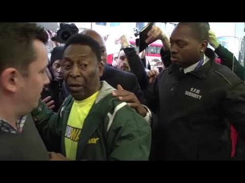 პელე ვლადიმერ პუტინს მიმართავს