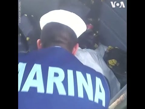 Video Hải quân Mexico truy đuổi xuồng cao tốc chở 630 kg ma... - youtube