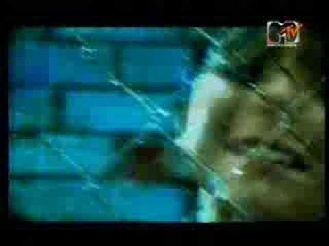 t.A.T.u. - Loves me not