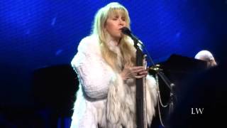 Stevie Nicks - Moonlight (A Vampire's Dream) (Live in Chicago)