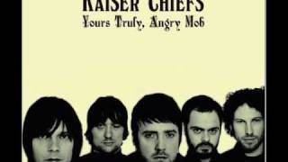 Video thumbnail of "Kaiser Chiefs - Boxing Champ"