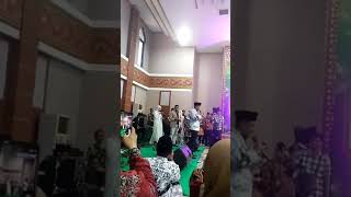 Gus Haris  Bupati Probolinggo  Bersuara Emas Lagu Untuk Guru