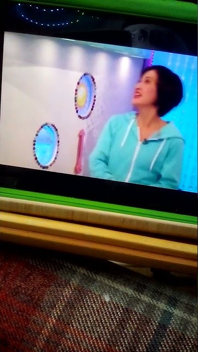 Show Me Show Me Series 4 Episode 20 Spoons and Ostriches elevator clip