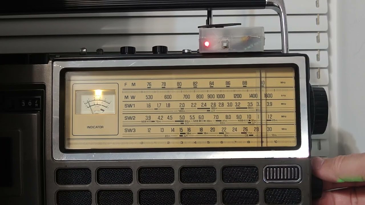 National RQ-554. Прием в  SSB на 80 метрах с помощью приставки- гетеродина.