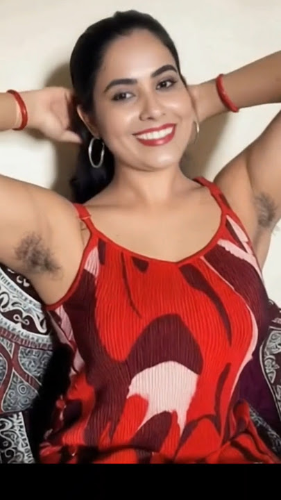 Simple Home Dance Moves 💃 Boost Your NIGHT Mood Instantly #shorts #saree #love #trending #viral