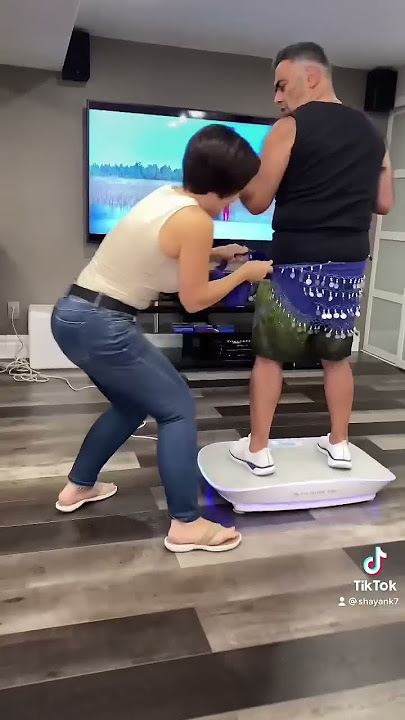 PRANKING DAD WHILE HE IS WORKING OUT! #shorts #prank #dad #چالش #parent #دوربین_مخفی #شوخی_خرکی