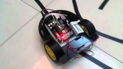 自動循線車(Line Following Car) = Motoduino (Arduino + L293D) + Tracker Sensor