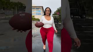 Selene Castle ✅ Curvy Model Brand Ambasador | Curvy Plus Size Model Biography