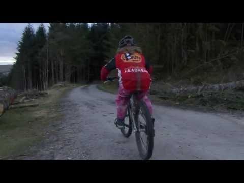 Escapebikeshop - A Day With - Emily Carpenter .mov