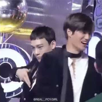 Chanyeol and friends Gashina