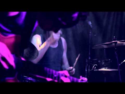 Kira Puru &