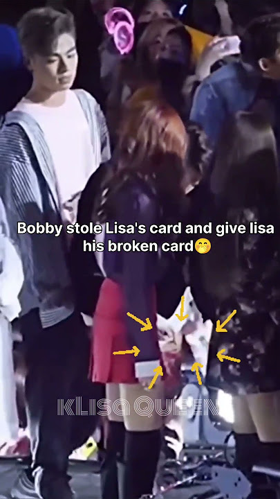 Lisa fake smiling🤭 when Bobby steal her card🥵#blackpink #lisa #shorts