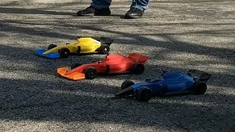 OpenRC F1 3D Printed Remote Control Cars, First Race with 3 Cars