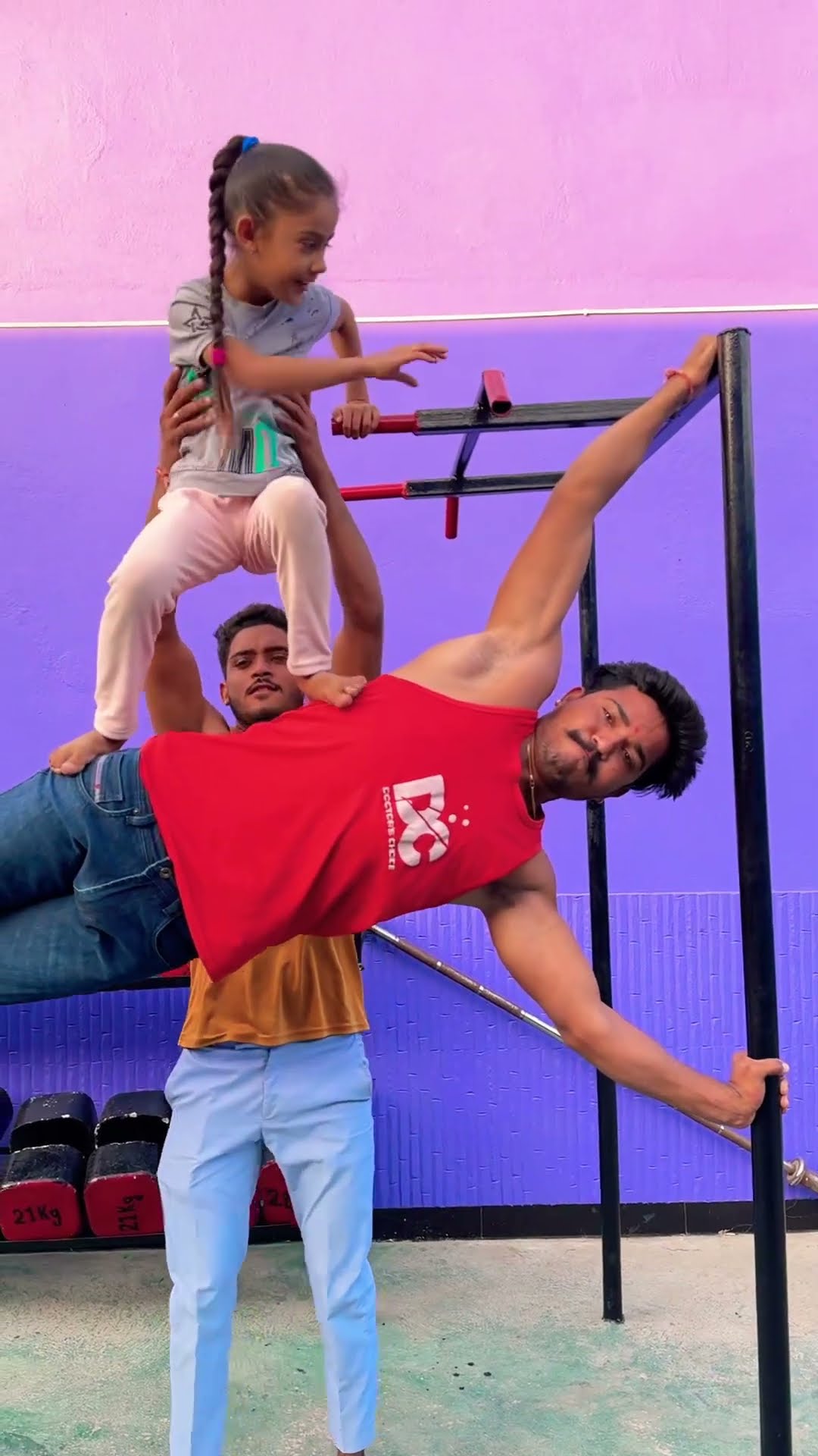 balance kaise kiya ??? #shortvideo #funnyvideo