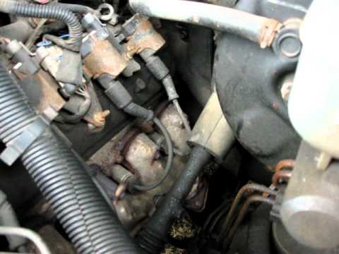 02 silverado 5.3 Exhaust manifold leak - YouTube