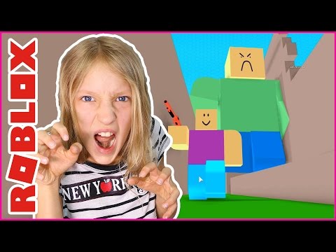 Giant Destroying The City / Giant Survival 2