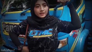 Story wa terbaru Della Ceblong •  satu kata buat  heaters | truk modifikasi | ladies truk cantik