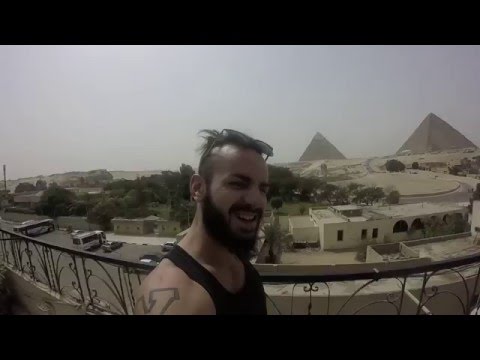 Metallica rocking Gizeh Pyramids @bushidoseeker