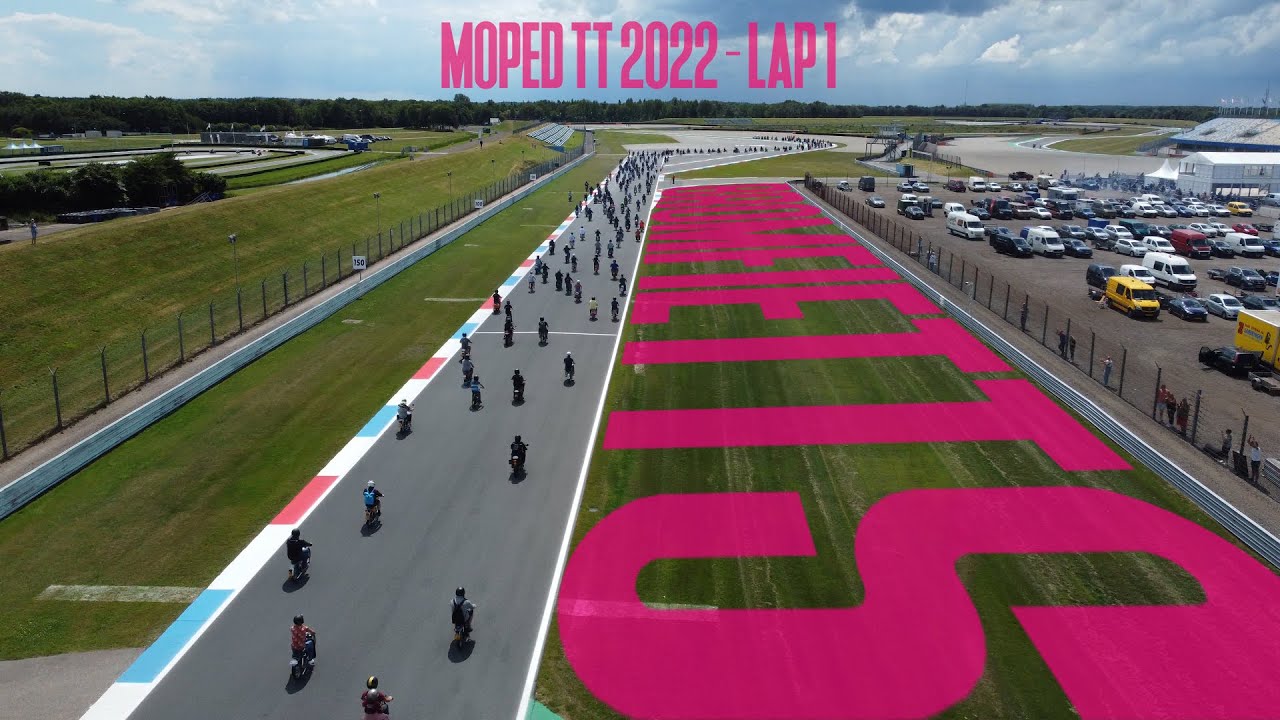 Moped TT '22 - Lap 1 (BromfieTTs)