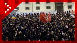 Pisa, manifestazione in solidarietà dei giovani manganellati dalla polizia a corteo pro Palestina