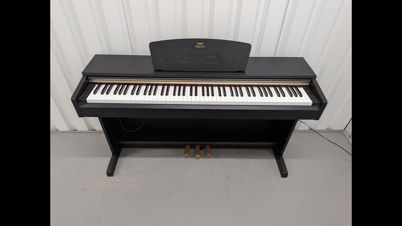 Yamaha Arius YDP-161 Digital Piano in satin black clavinova Yamaha Arius YDP-161 Digital Piano in satin black clavinova