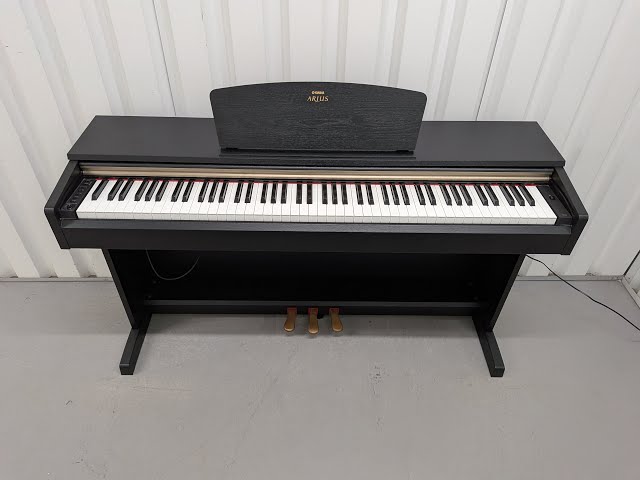 【決まりました】★【動作品】YAMAHA 電子ピアノ ARIUS DIGITAL PIANO YDP-161 Yamaha Arius YDP-161 Digital Piano in satin black clavinova